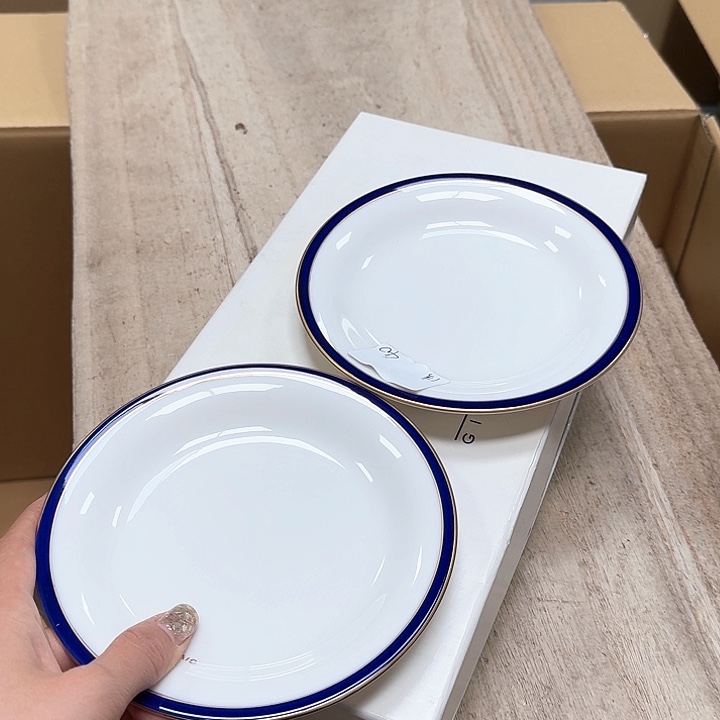 瓷片噗哈哈哈哈哈哈哈哈哈哈我的