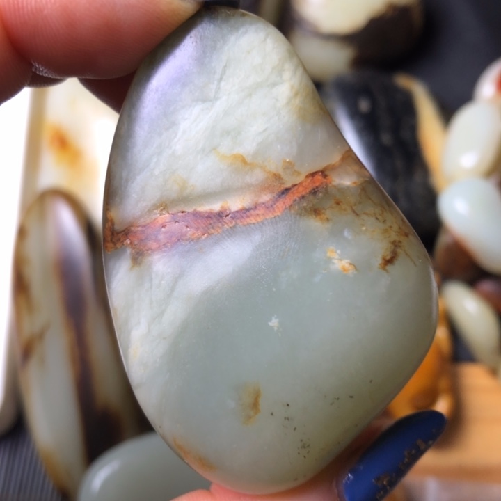 和田玉未镶嵌珠宝奇石