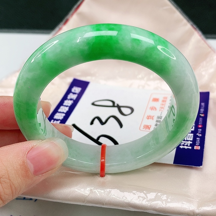 未镶嵌手镯翡翠翡翠