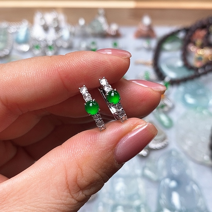 定制翡翠18K金镶嵌耳钉