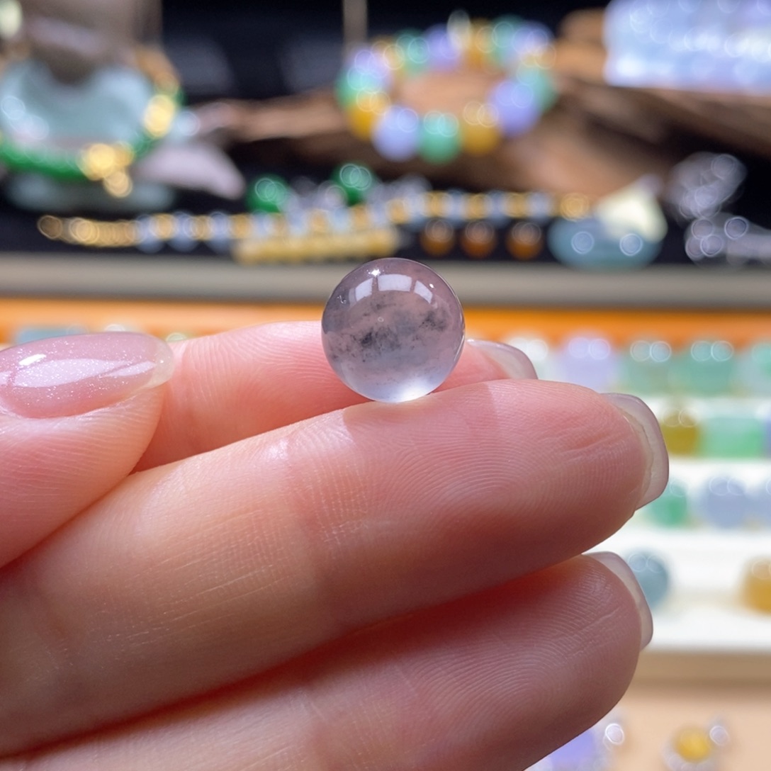 颈饰未镶嵌翡翠高冰乌鸡卡10.7mm