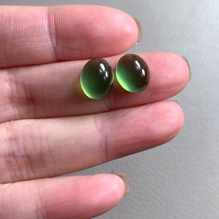 蛇纹石玉未镶嵌颈饰岫玉