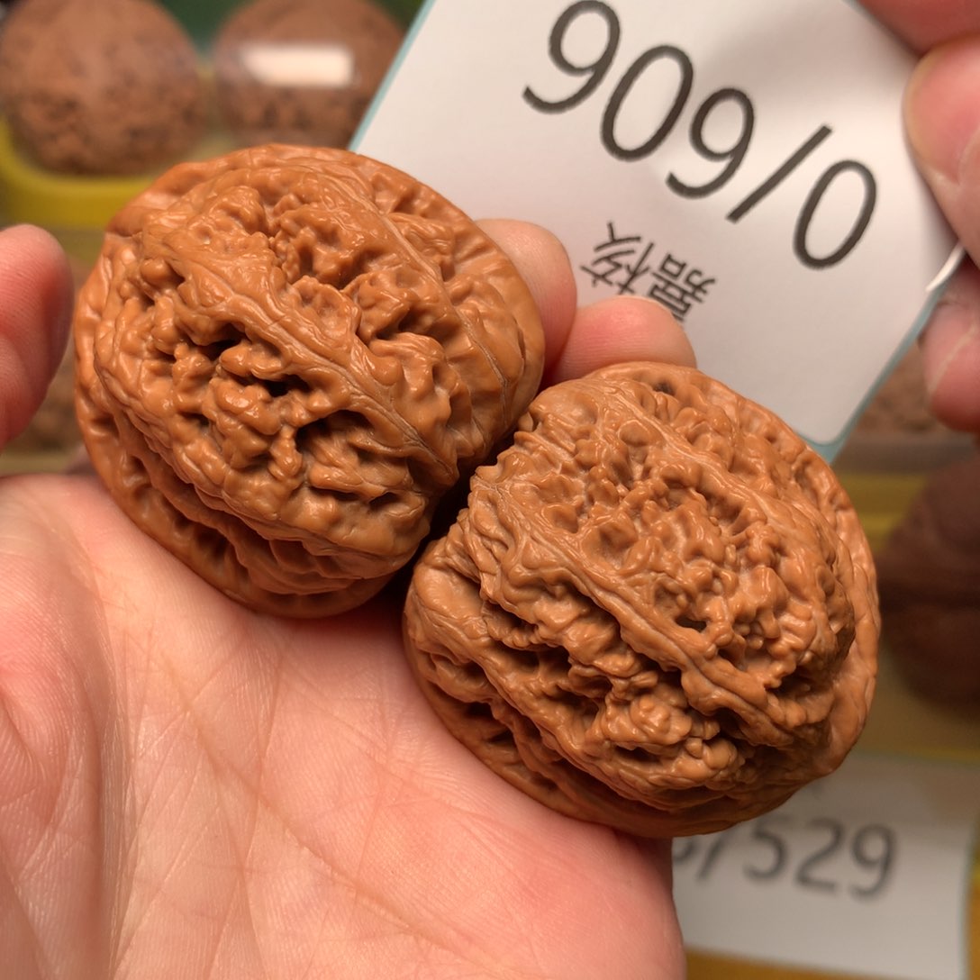 文玩核桃把件肉球粗筋40