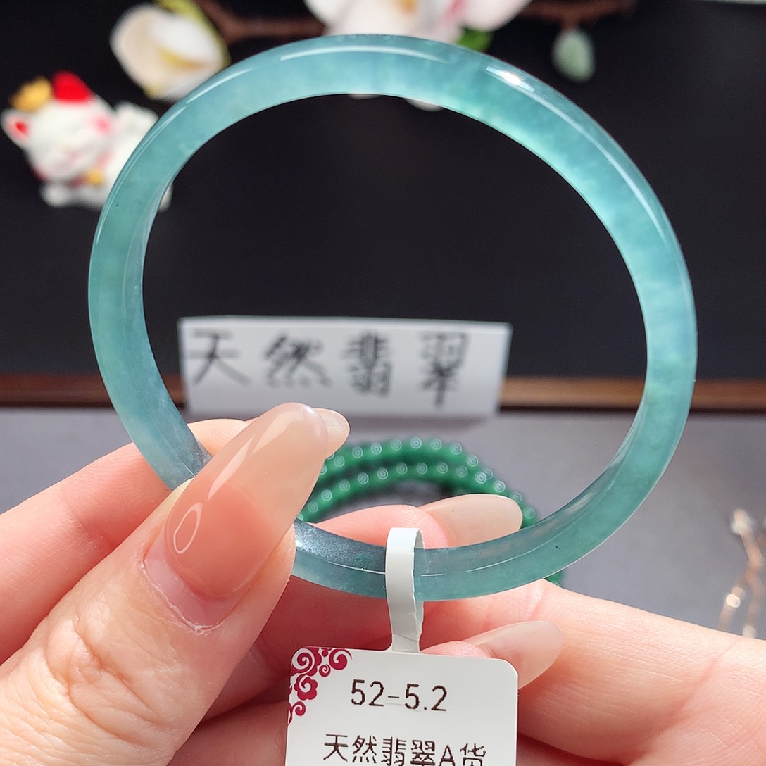 翡翠手镯（圆镯）未镶嵌