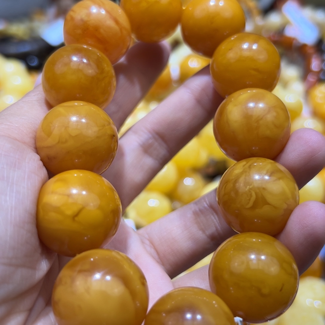琥珀珠宝奇石未镶嵌