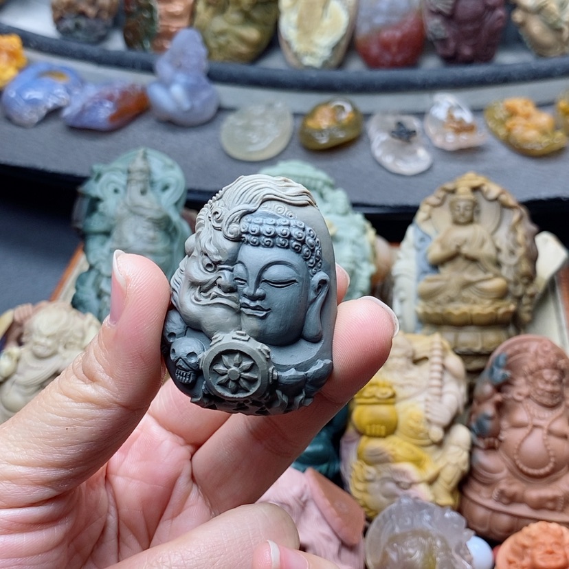 【闪购商品】定制石英质玉吊坠未镶嵌