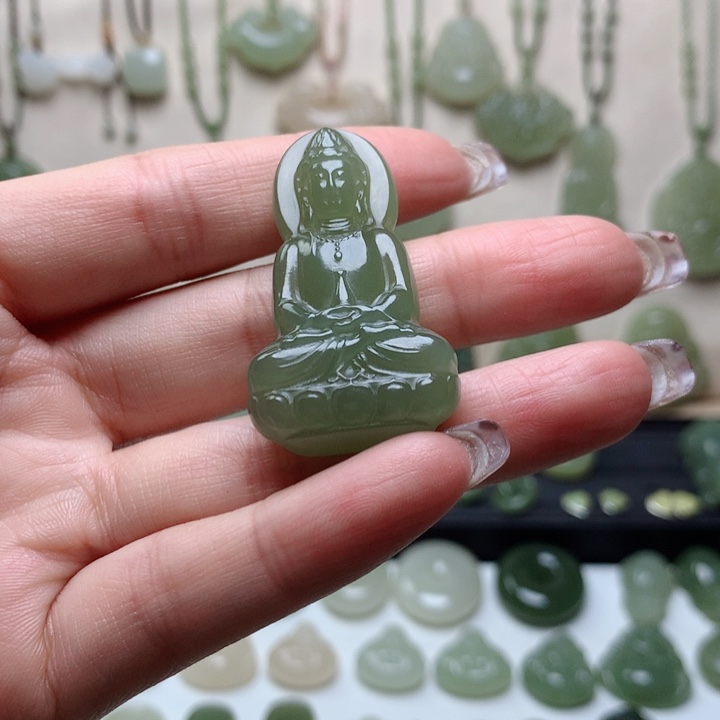 和田玉吊坠未镶嵌