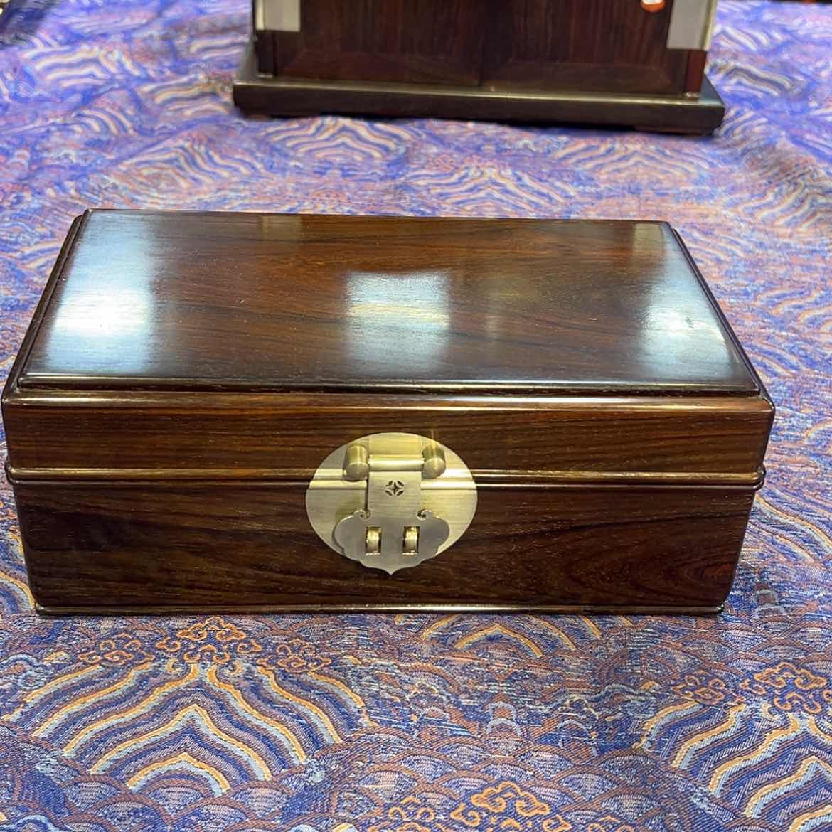 【闪购商品】红酸枝木类成套家具盒子