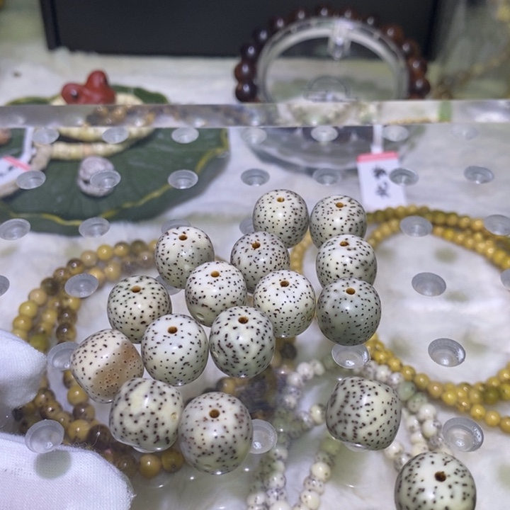 吊坠星月菩提海南