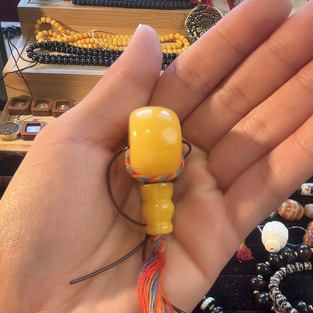 未镶嵌蜜蜡裸石藏地朵朵蜜蜡三通