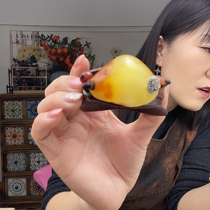 蜜蜡手镯未镶嵌手镯