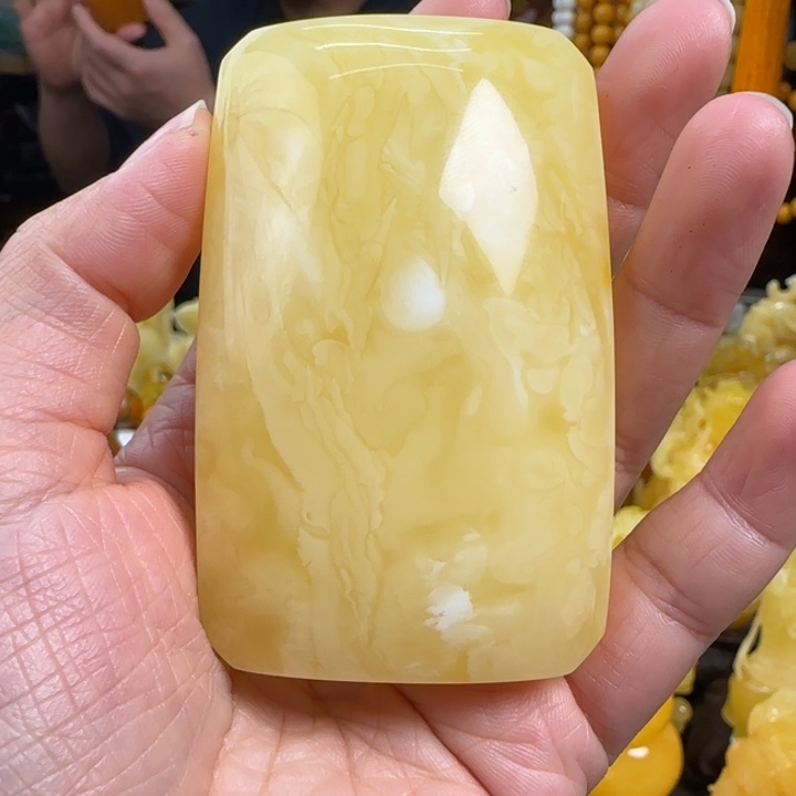 蜜蜡珠宝奇石未镶嵌