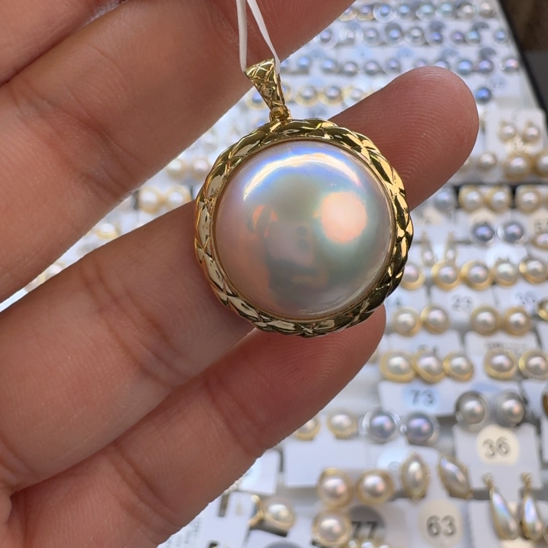 18K金镶嵌拼合珍珠（马贝珠）颈饰自***客