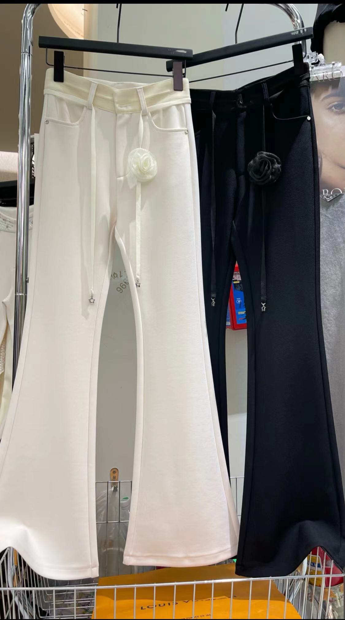 淑雅阁服饰 花朵高腰显瘦休闲长裤百搭弹力喇叭裤25113