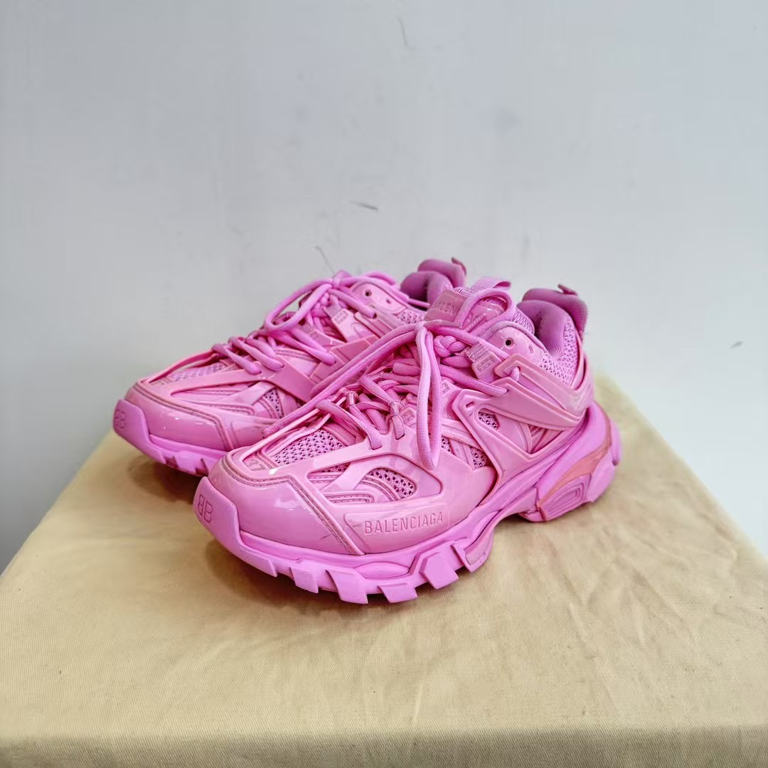 95新 Balenciaga/巴黎世家 95新 37码 track 1.0做旧粉鞋