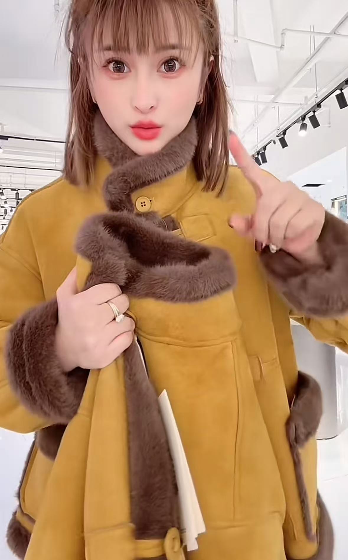 831兜兜同款小黄鸭外套1531厂