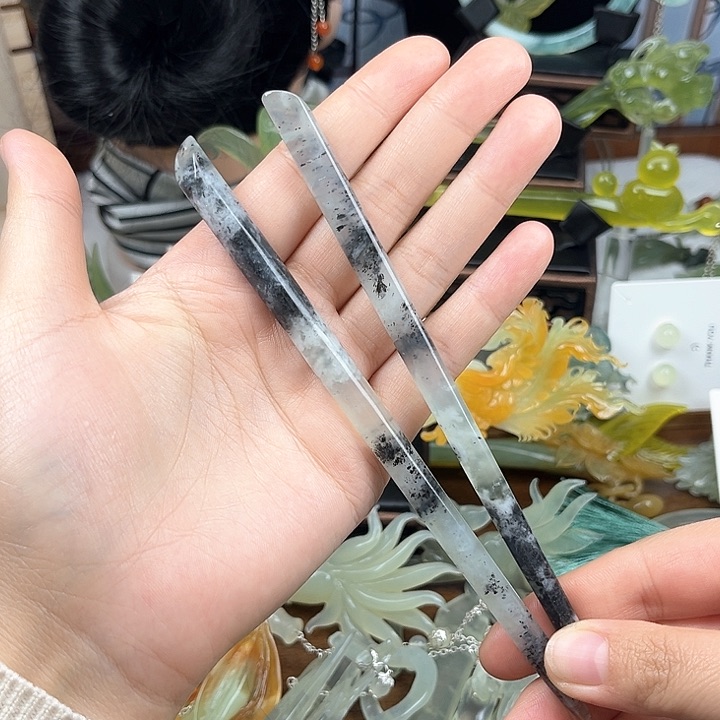 蛇纹石玉发簪合金