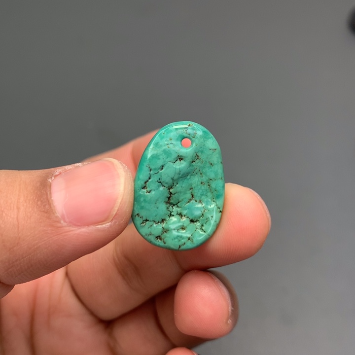 绿松石颈饰未镶嵌