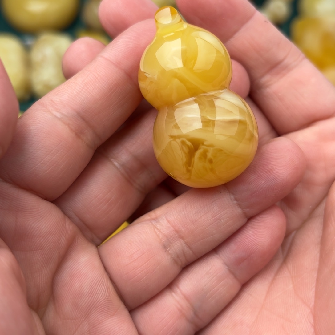 琥珀裸石未镶嵌纯天然蜜蜡