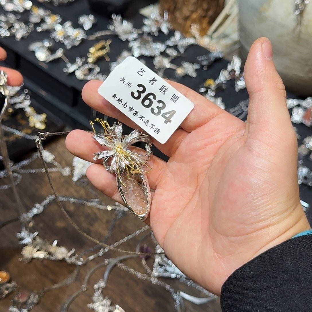 紫砂噜啦啦啦啦啦啦，啦啦啦