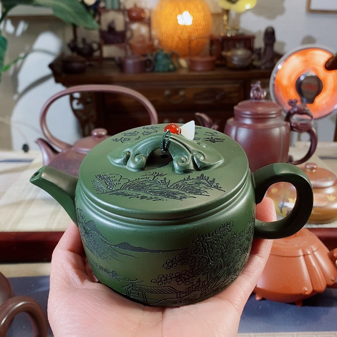 紫砂茶壶宜兴紫砂壶的第一