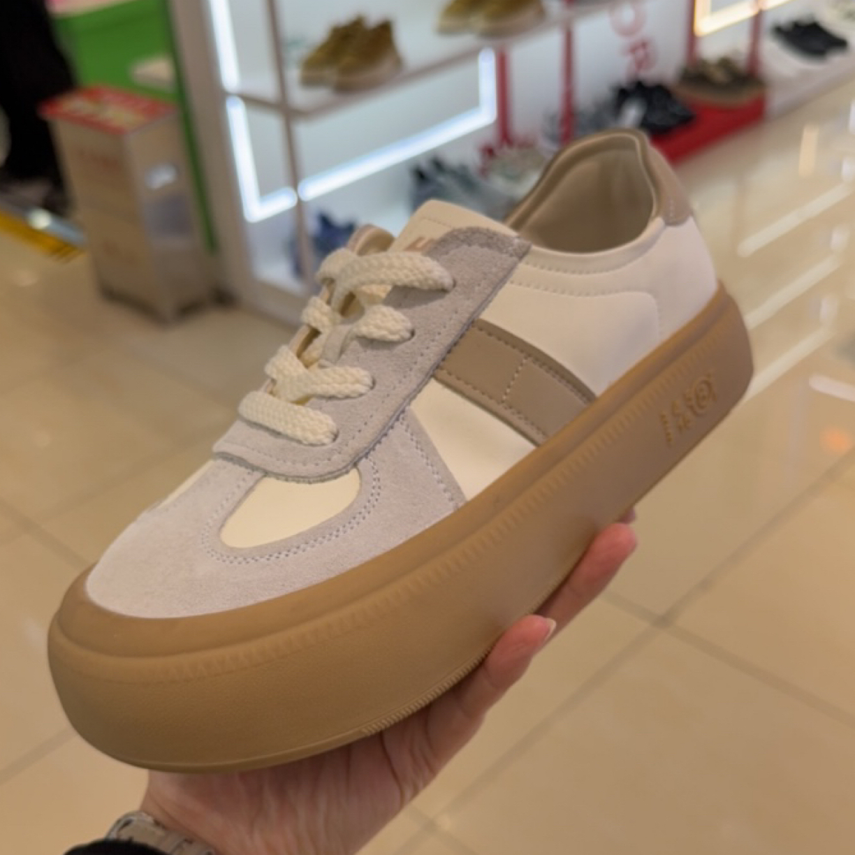 时尚运动鞋男女款129