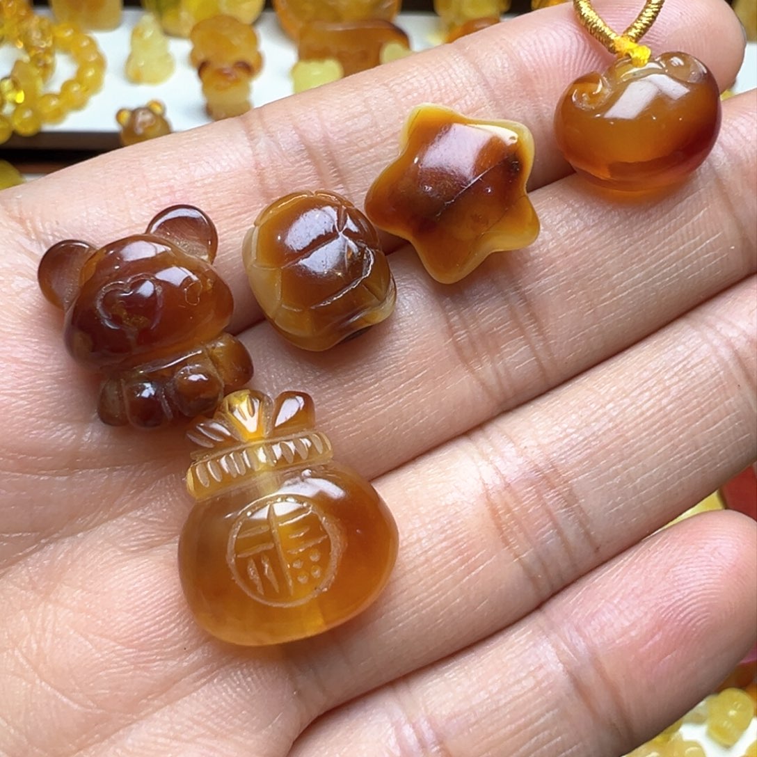 琥珀吊坠(不含链)未镶嵌