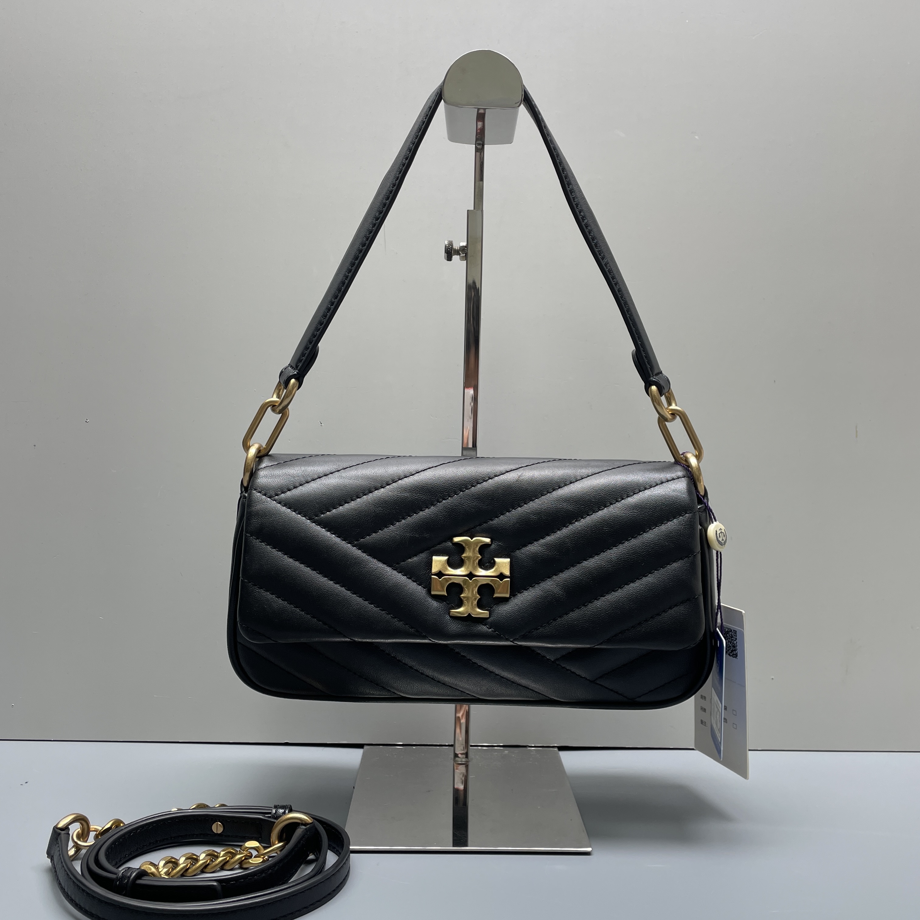 90新 TORY BURCH/汤丽柏琦 kira黑色法棍包25*13*6cmM111801