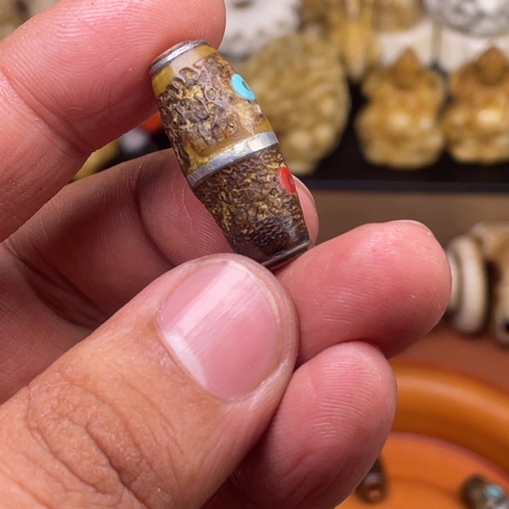 驼骨摆件人工万股