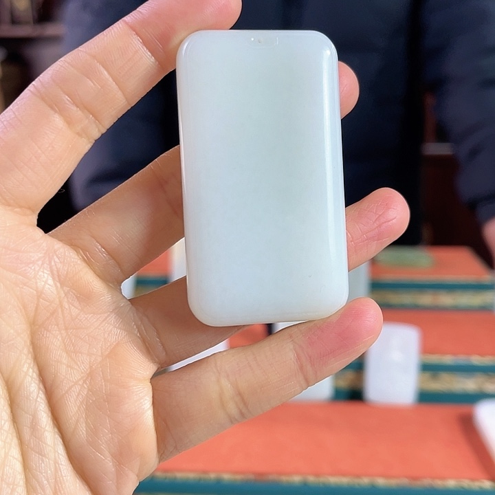 和田玉吊坠未镶嵌