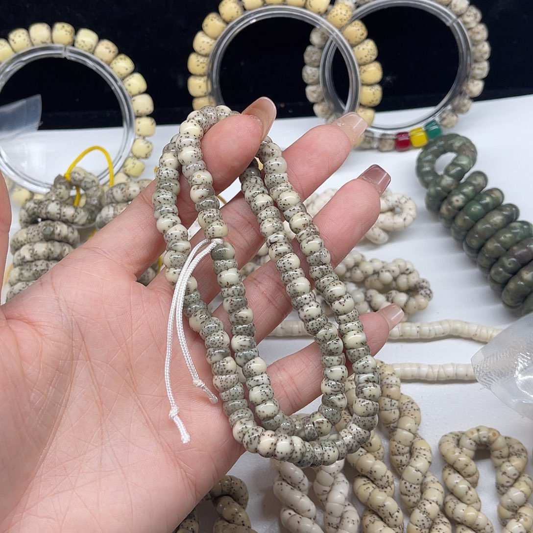 *****卡7原生态石玉料大肠长串