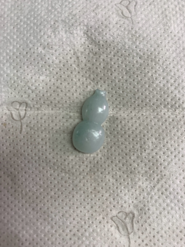 玉如军意翡翠珠宝