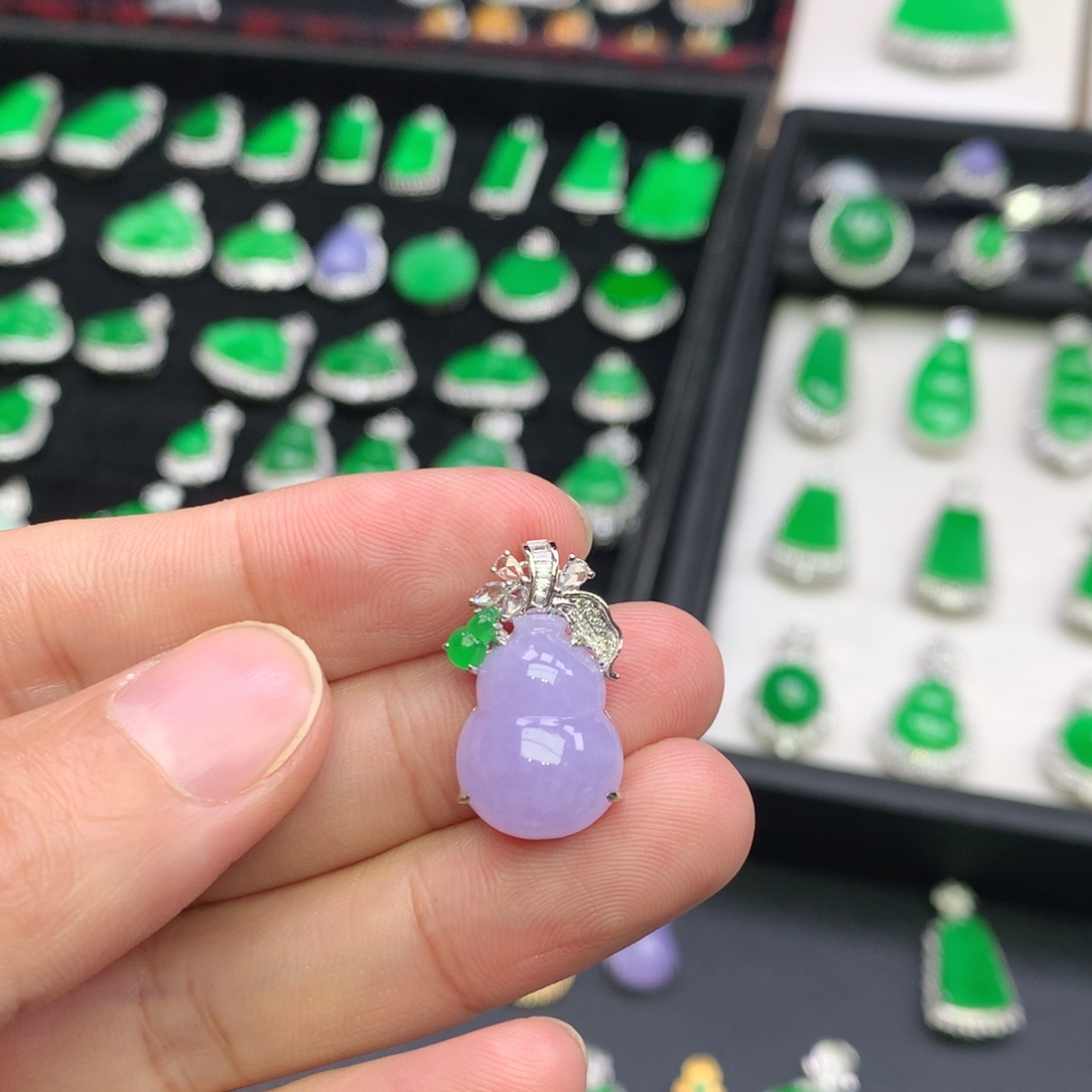 冷***凝翡翠18K金镶嵌吊坠(不含链)