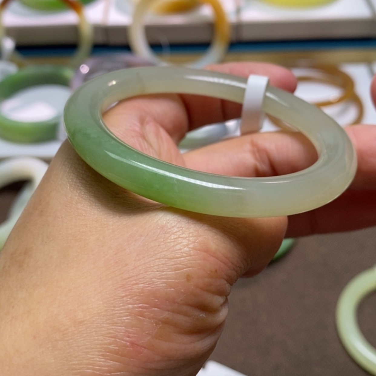 【闪购商品】和田玉手镯未镶嵌喵*妮