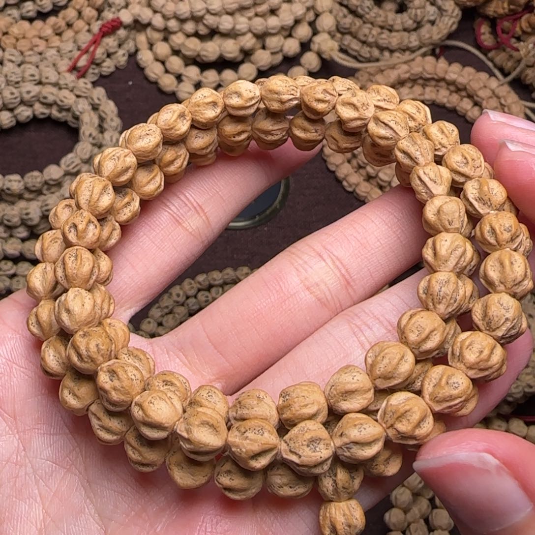 柏香籽/百香籽吊坠铠*