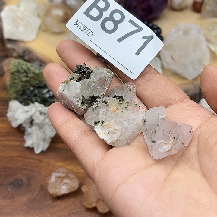 叁***水晶未镶嵌珠宝半成品