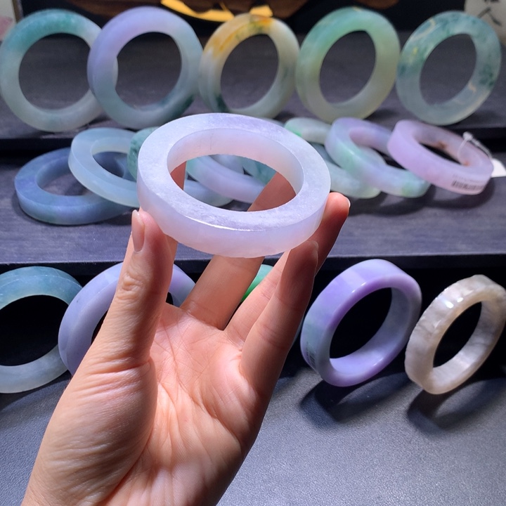 定制翡翠翡翠手镯未镶嵌