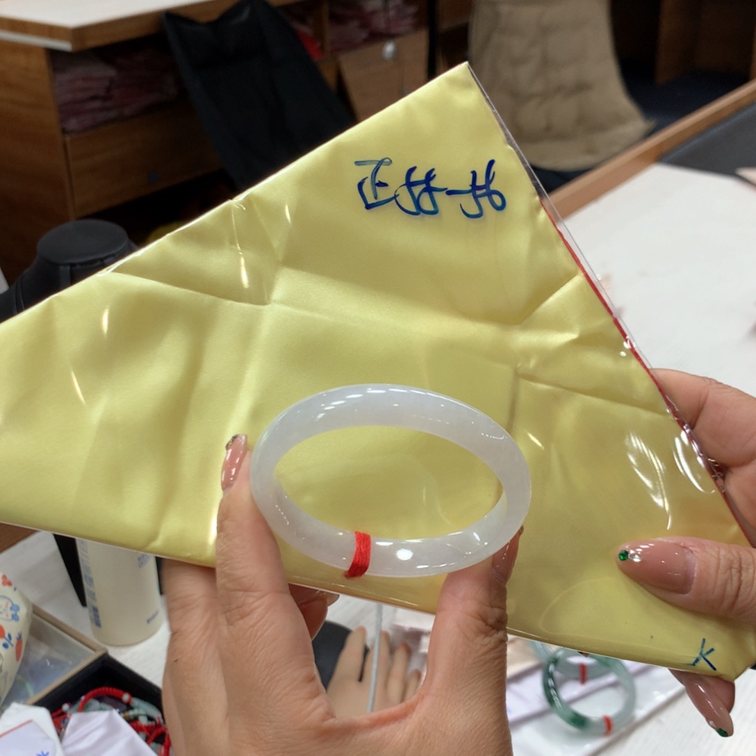 未镶嵌手链翡翠48小时鉴赏