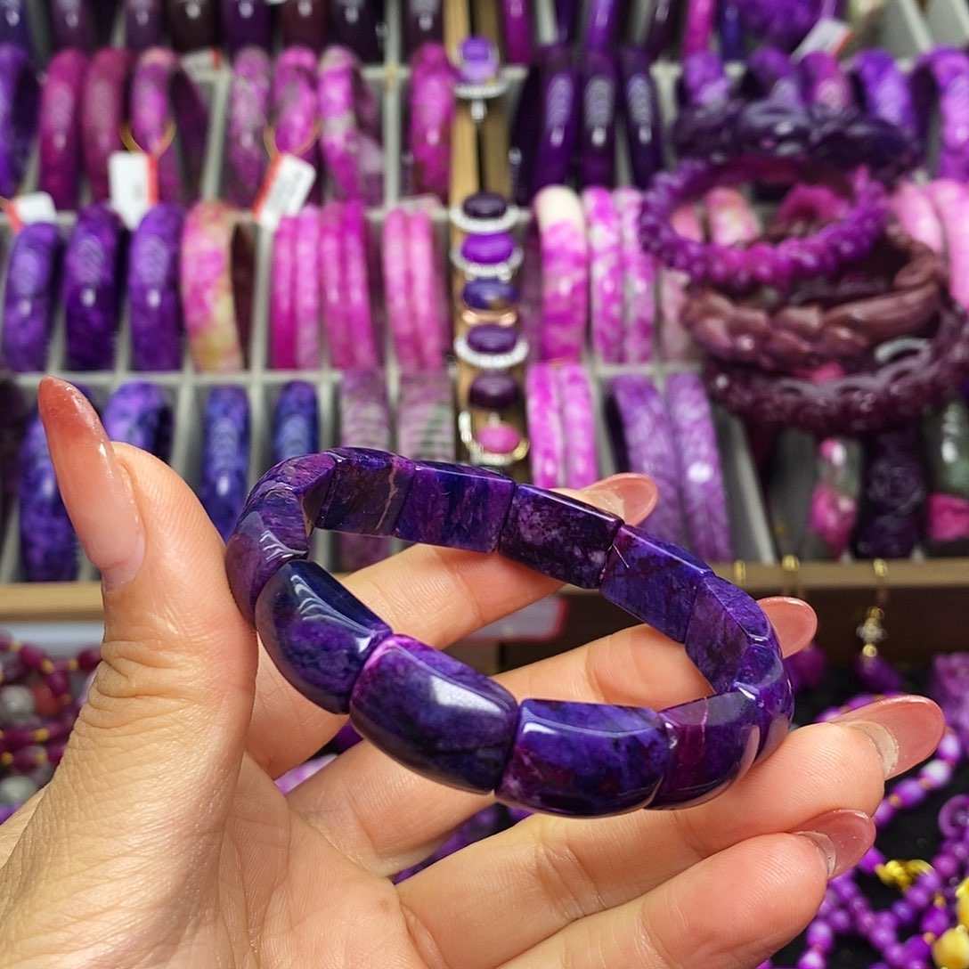 程***珐琅非金属镯牌一支