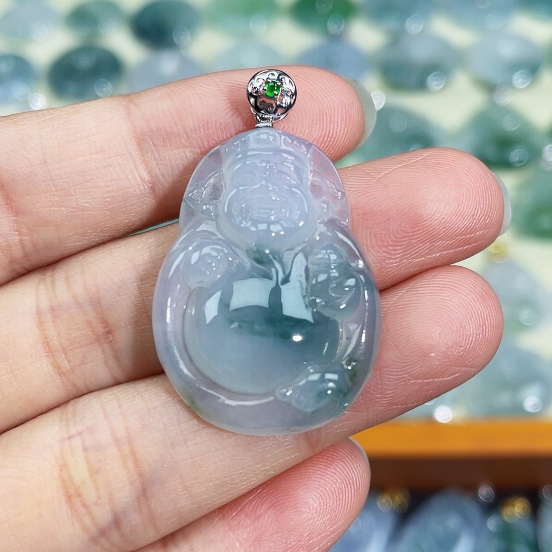 翡翠颈饰18K金镶嵌吊坠