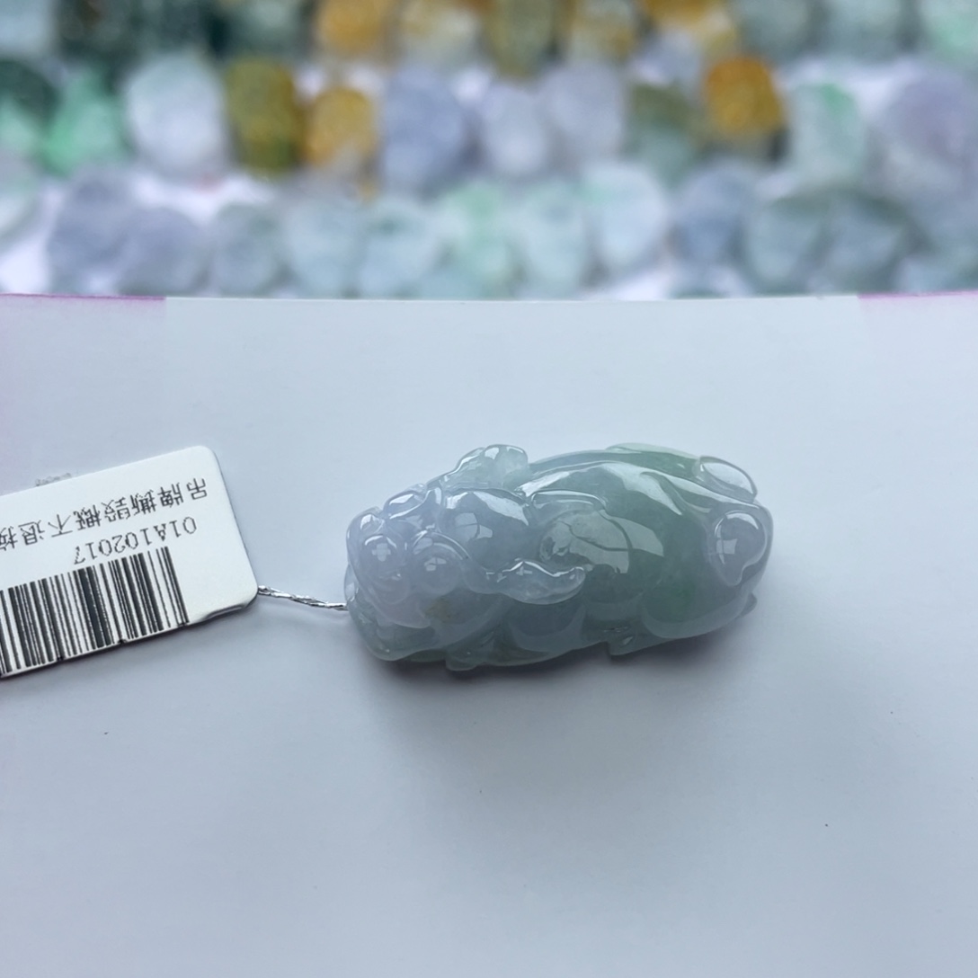 翡翠颈饰未镶嵌貔貅