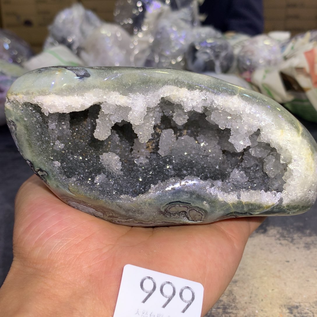 水晶摆件未镶嵌紫晶999