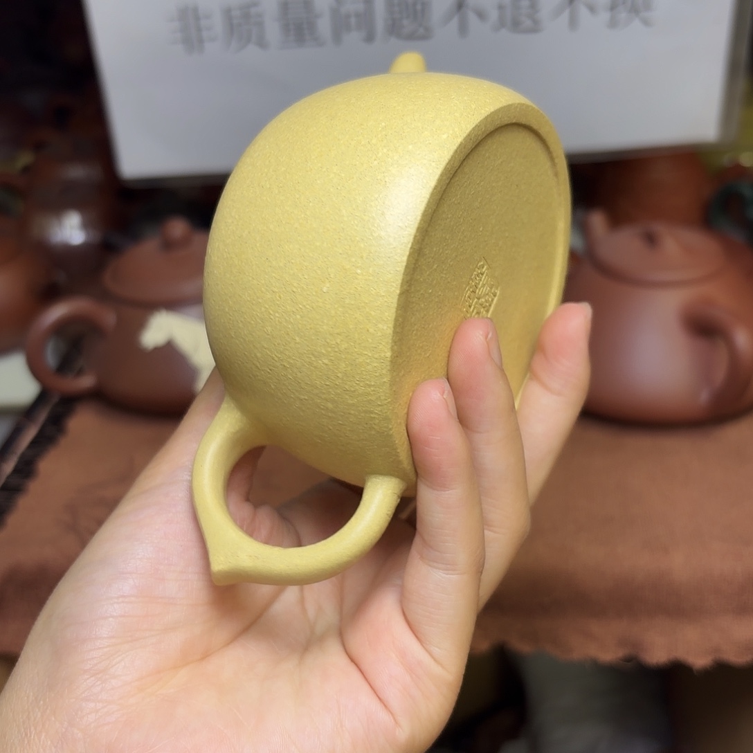 甄选宜兴本土紫砂壶