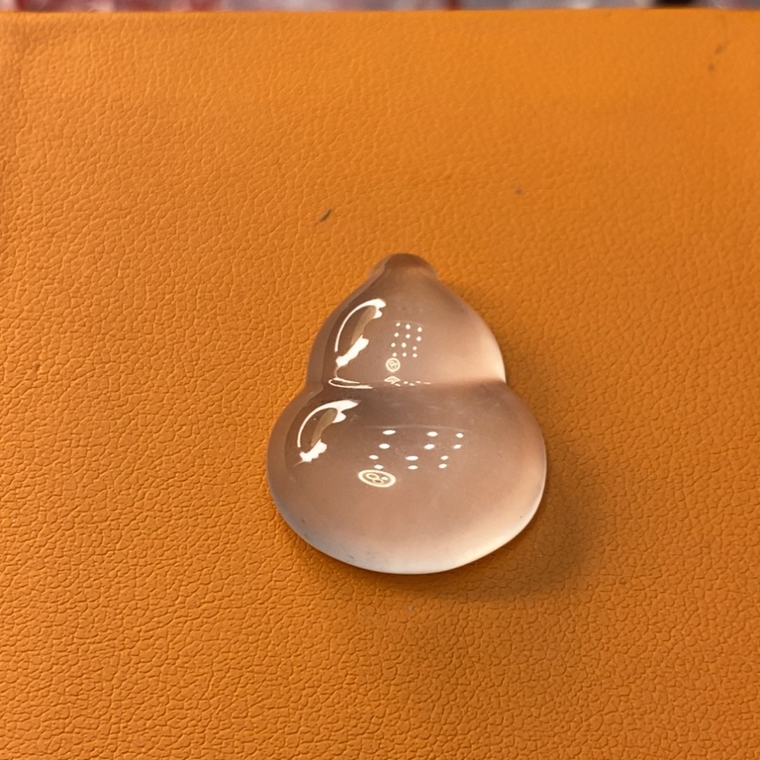 石英质玉未镶嵌吊坠