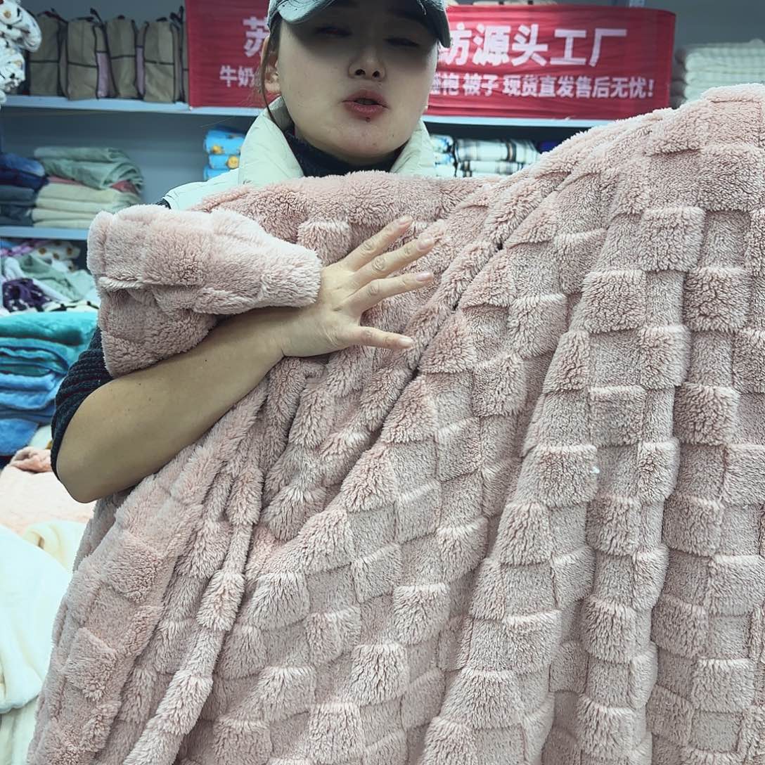羊驼毛200.230粉塔夫绒剪花毯，速热