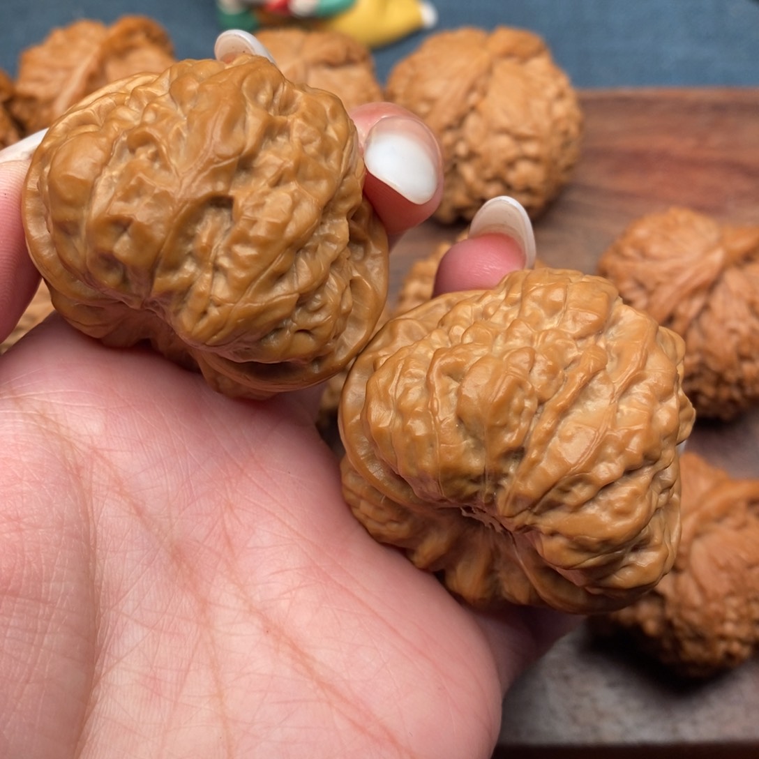 文玩核桃把件延庆肌肉蛙44毕业