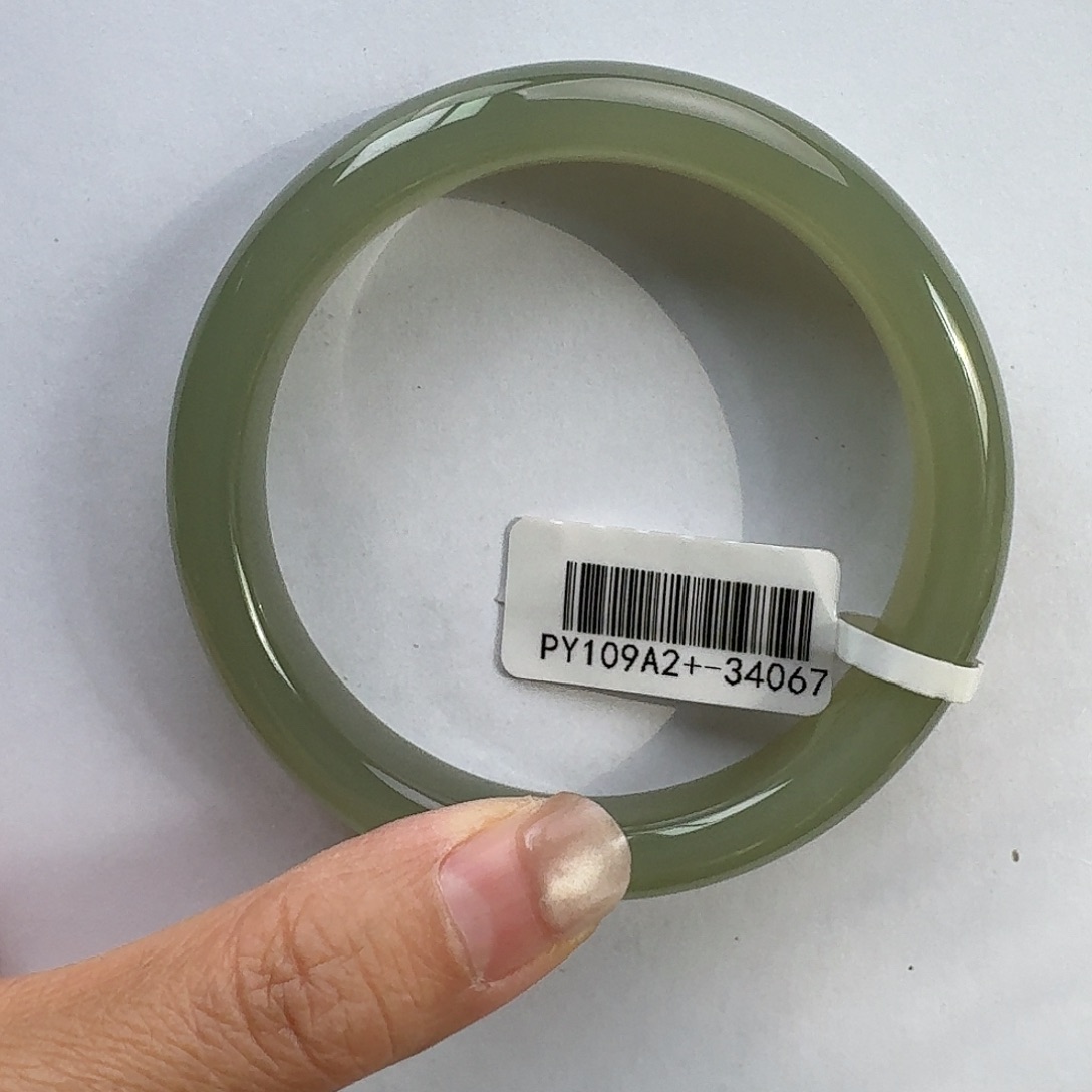 和田玉未镶嵌手镯57