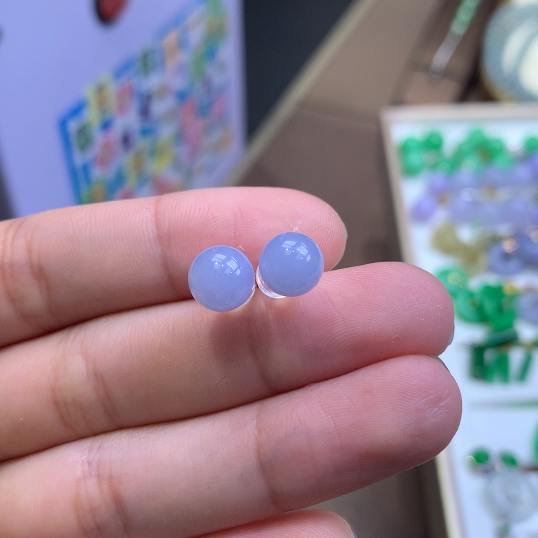 翡翠18K金镶嵌颈饰翡翠