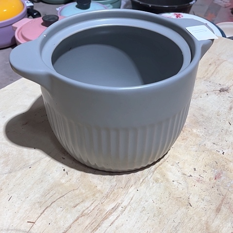 微瑕，明火，口径20厘米，高度14有缺瓷，11