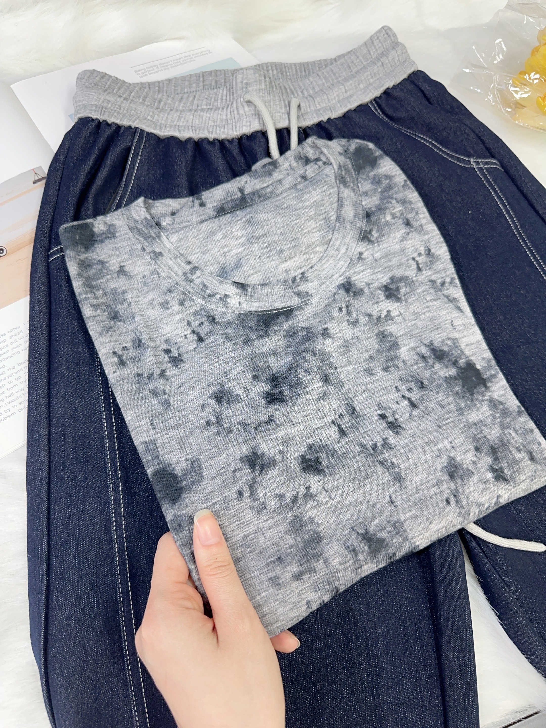 【水墨丹青】春季新款圆领水墨柔软晕染打底长袖遮肉百搭